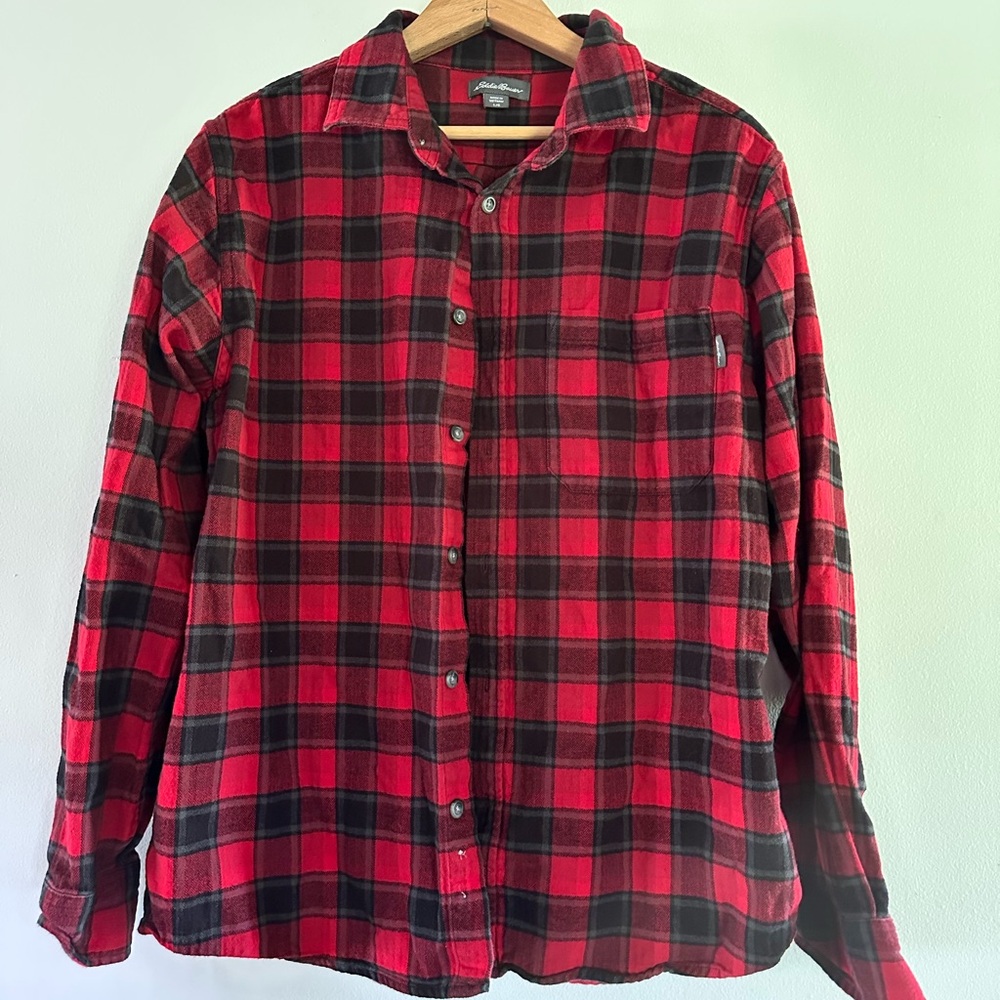 Eddie Bauer Red Black Buffalo Check Shirt 100% Cotton Cabincore Granola Outdoors